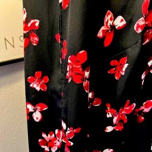 Red and black floral lightweight top